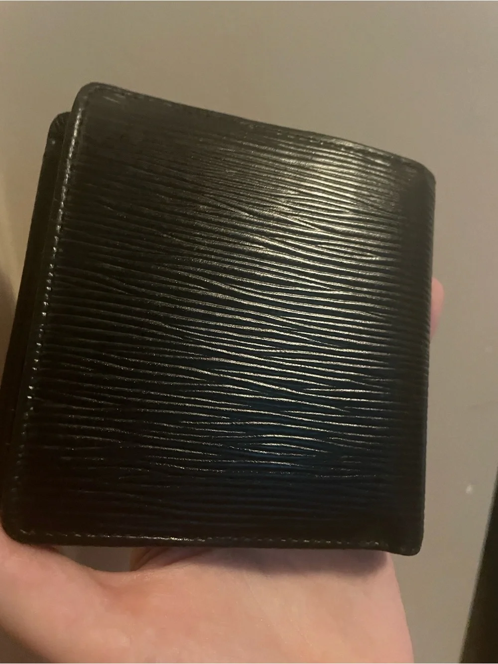 VINTAGE Louis Vuitton Black Textured Epi Leather Men's Bifold Wallet